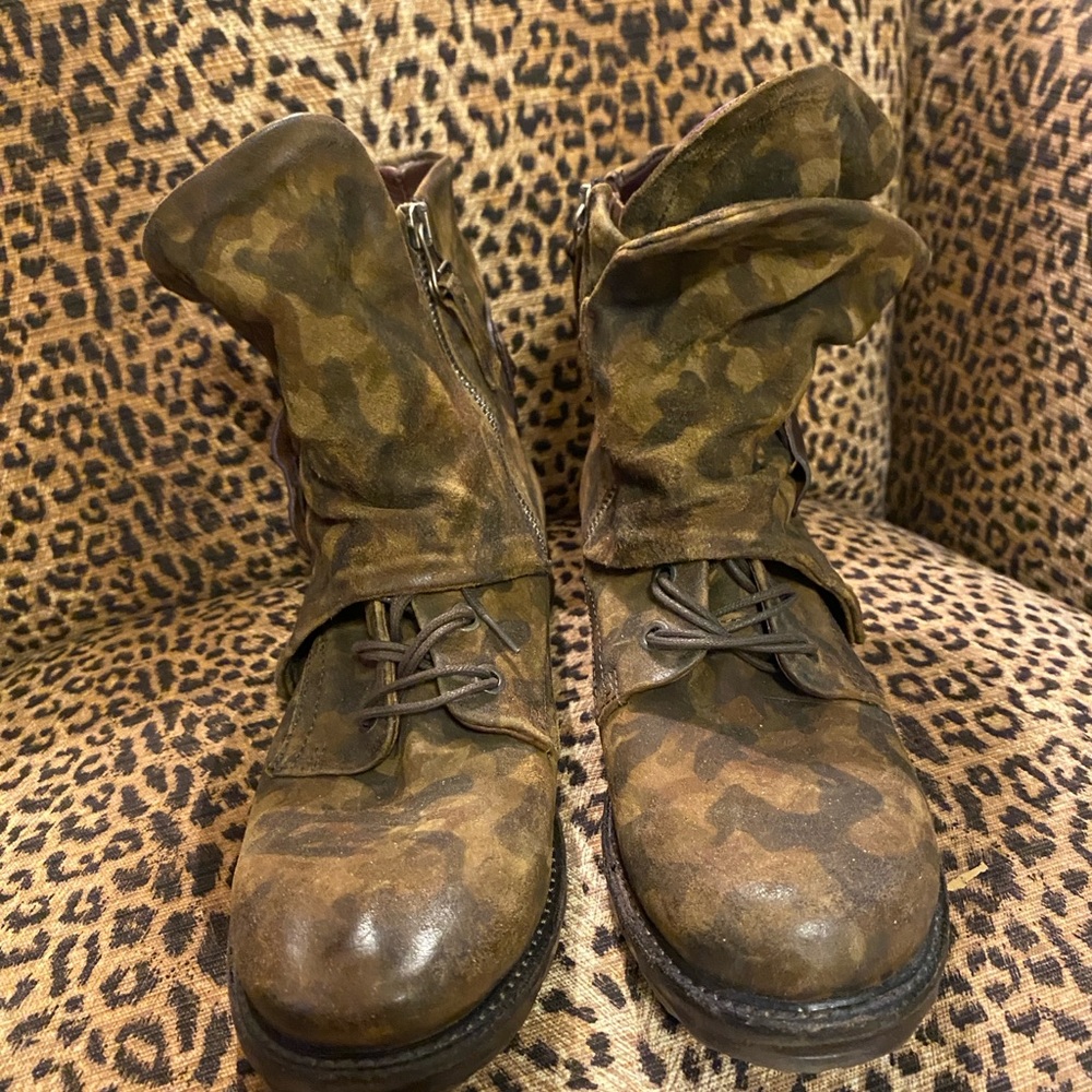 AS98 Camouflage Leather Ankle Boots - Picture 3 of 10
